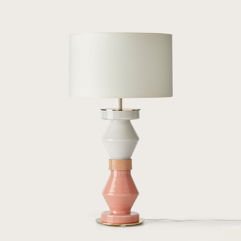 Kitta Kitta Table Lamp With Shade