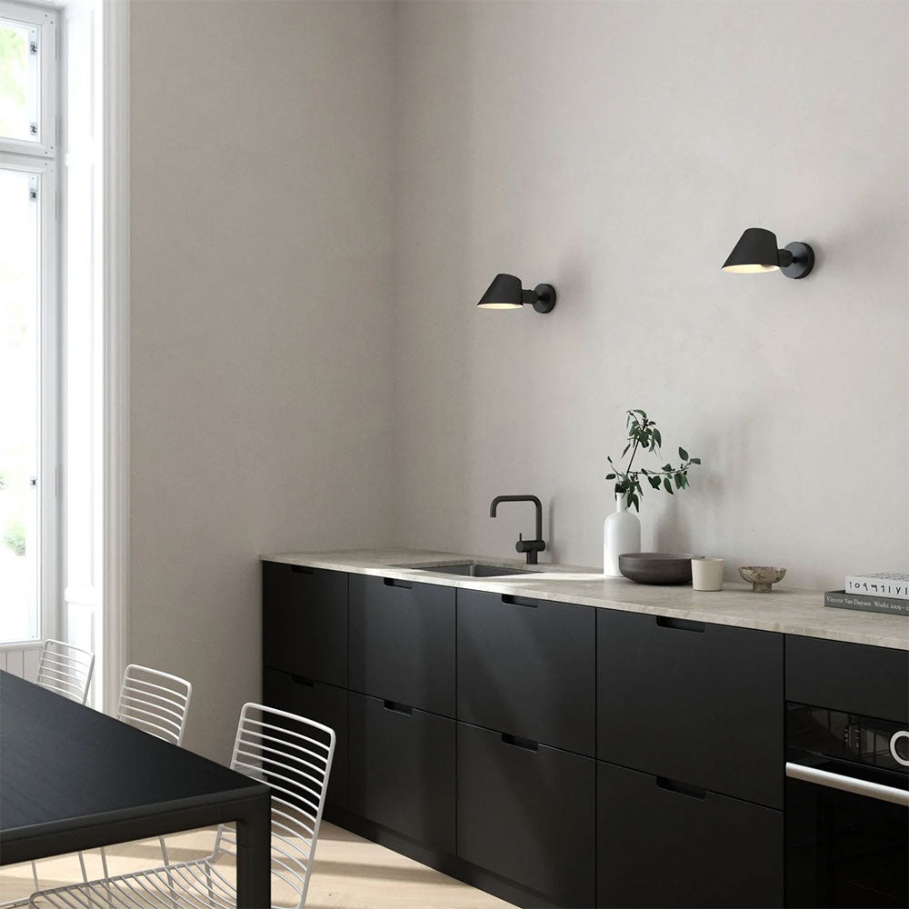 Stay Wall Light Black - 2220381003