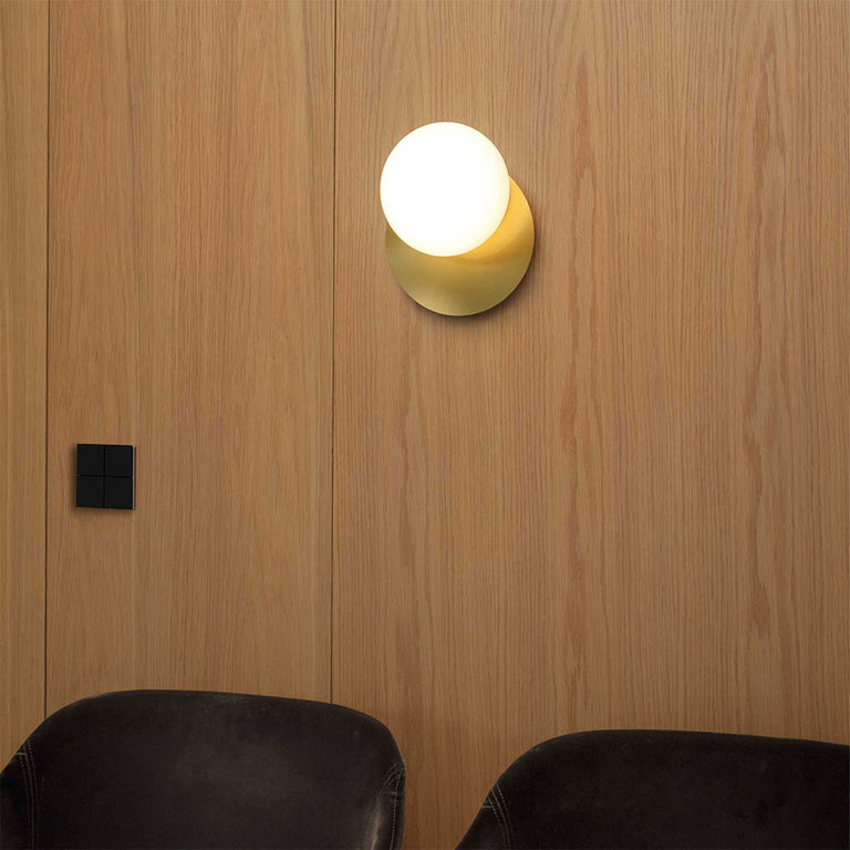 Ninfea AP1 Circle Contemporary Wall Light Brass - 293646