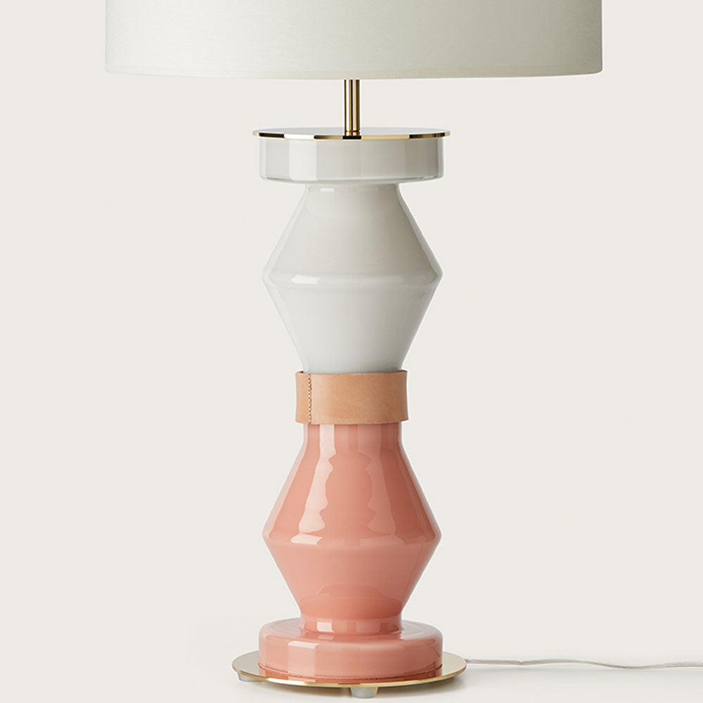 Kitta Kitta Table Lamp With Shade