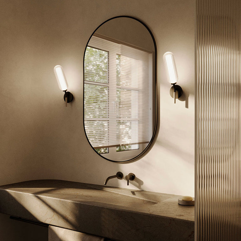Lari LED Wall Light