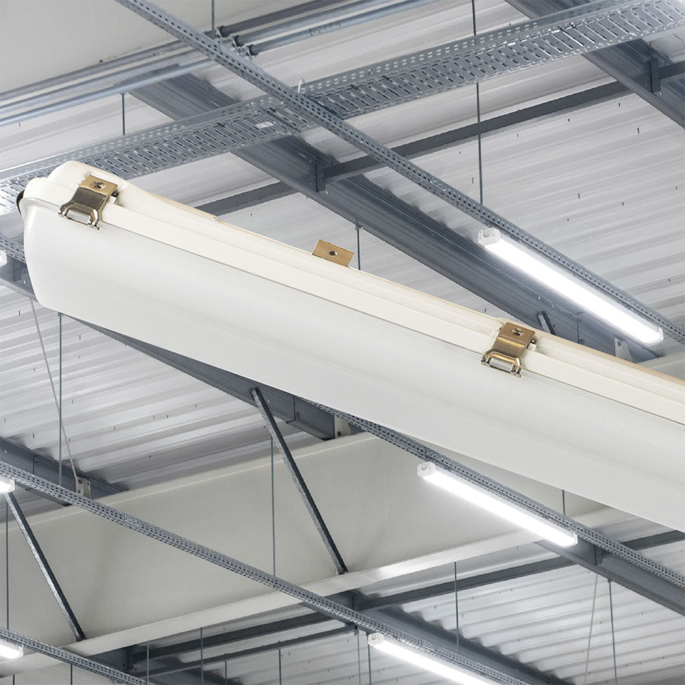 Endura 20W / 40W LED Emergency Weatherproof Batten Grey / Tri-Colour - 22756/08