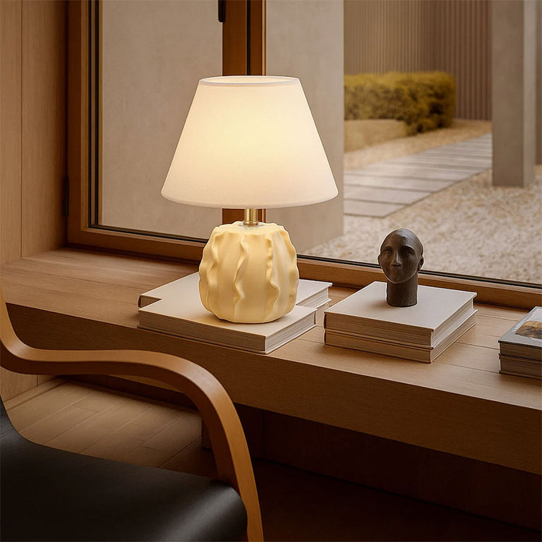 Lila Ceramic Table Lamp Butter Cream / Linen - LL-27-0326