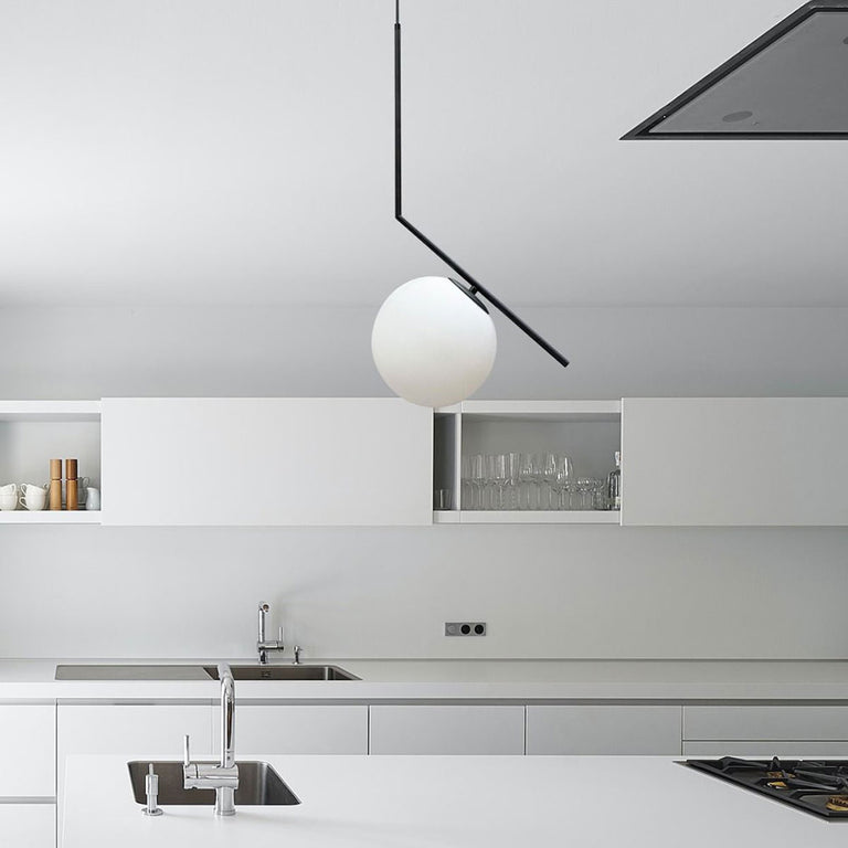 Luna 1 Light Pendant Black / Opal