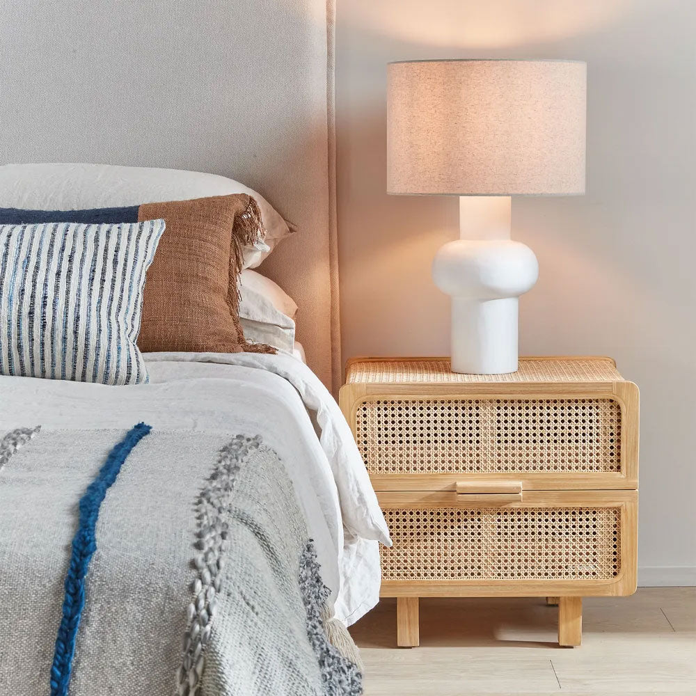 Oliver Table Lamp White With Shade - MRDLMP0018