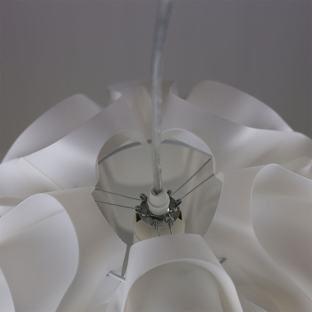 Chic 33 Acrylic Retro Pendant White - OL67393WH
