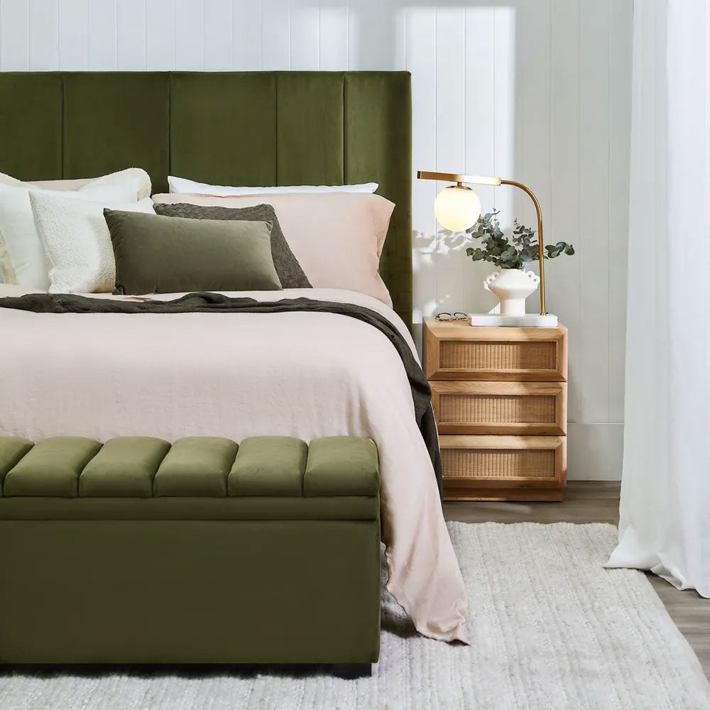Soho Queen Bedhead Olive Velvet - 32948
