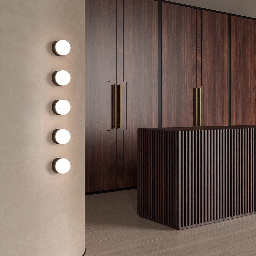 Orb Sur Mini Wall Light Iron IP44
