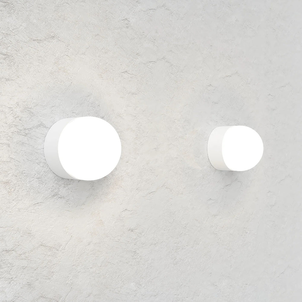 Orb Sur Medium Wall Light White IP44