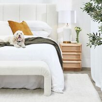 Soho Queen Bedhead White Boucle - 32940