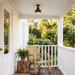 Parkway Small Under Eave Green - LOI1001704